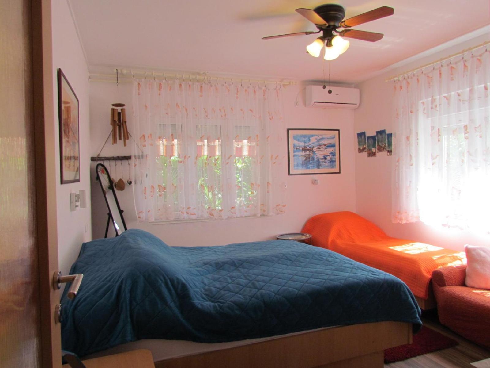 Apartments Bura & Jugo, Cres, Without Stress Exterior photo